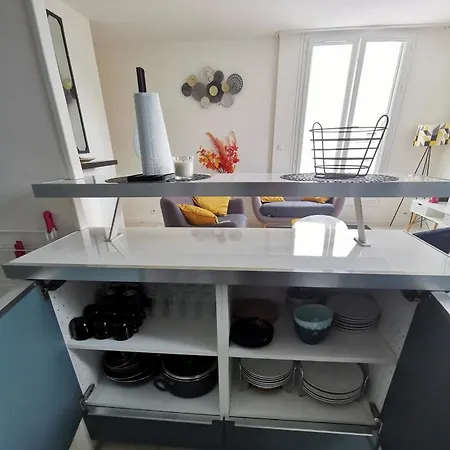 Apartman Charmant T3 Proche Gare Rer